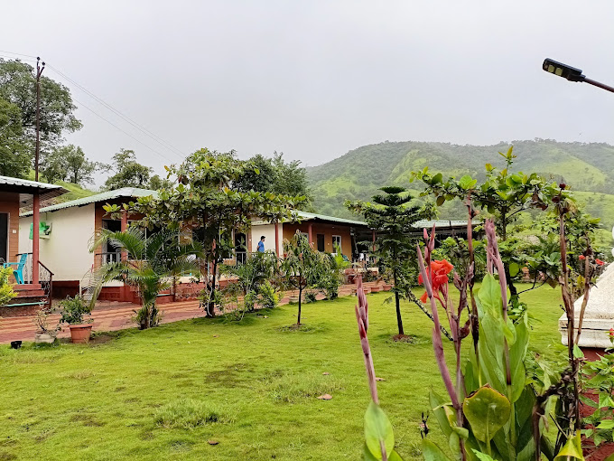 lakeside hotel  At Tapola